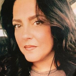 Meet your Posher, Tarra